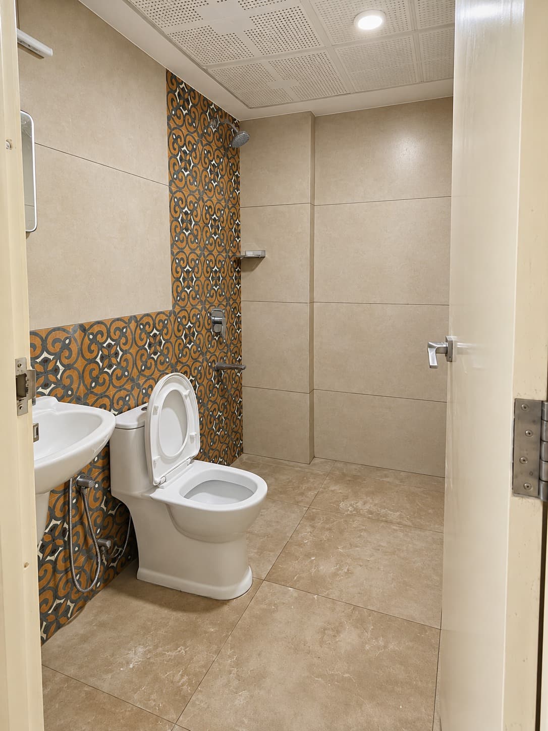Asset Luminance 2BHK — view 2