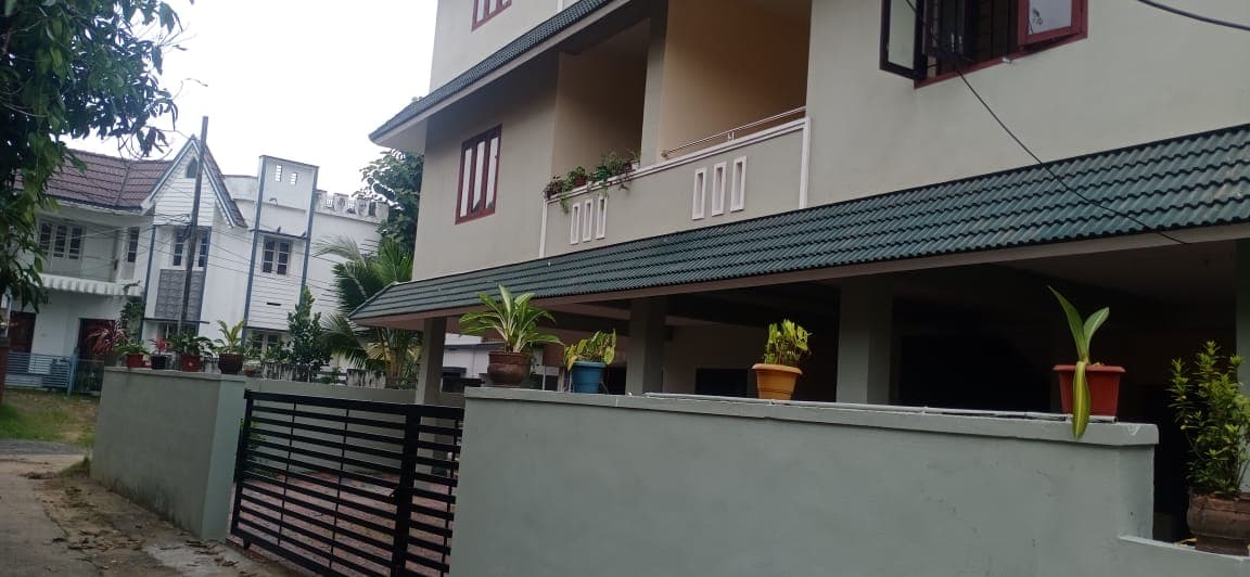 Padamughal 6-Apartment Investment Building — view 2