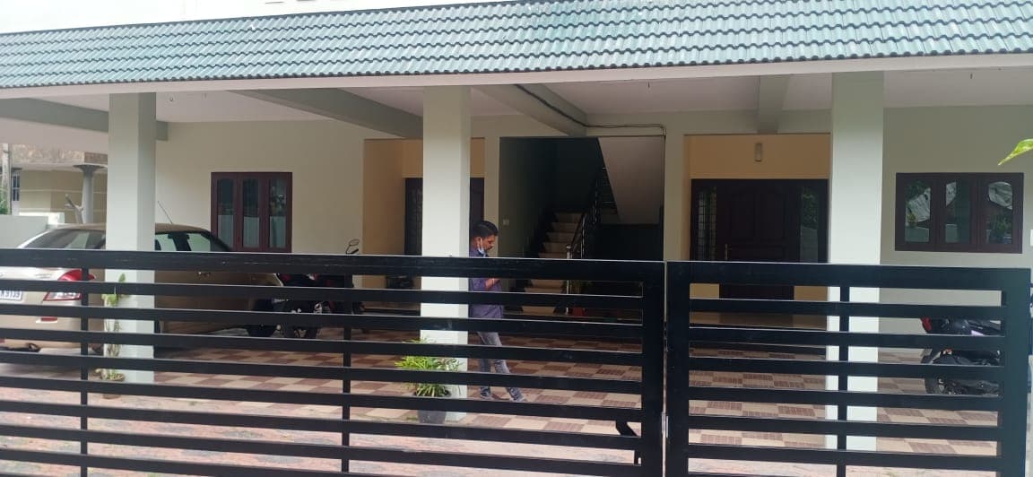 Padamughal 6-Apartment Investment Building — view 4