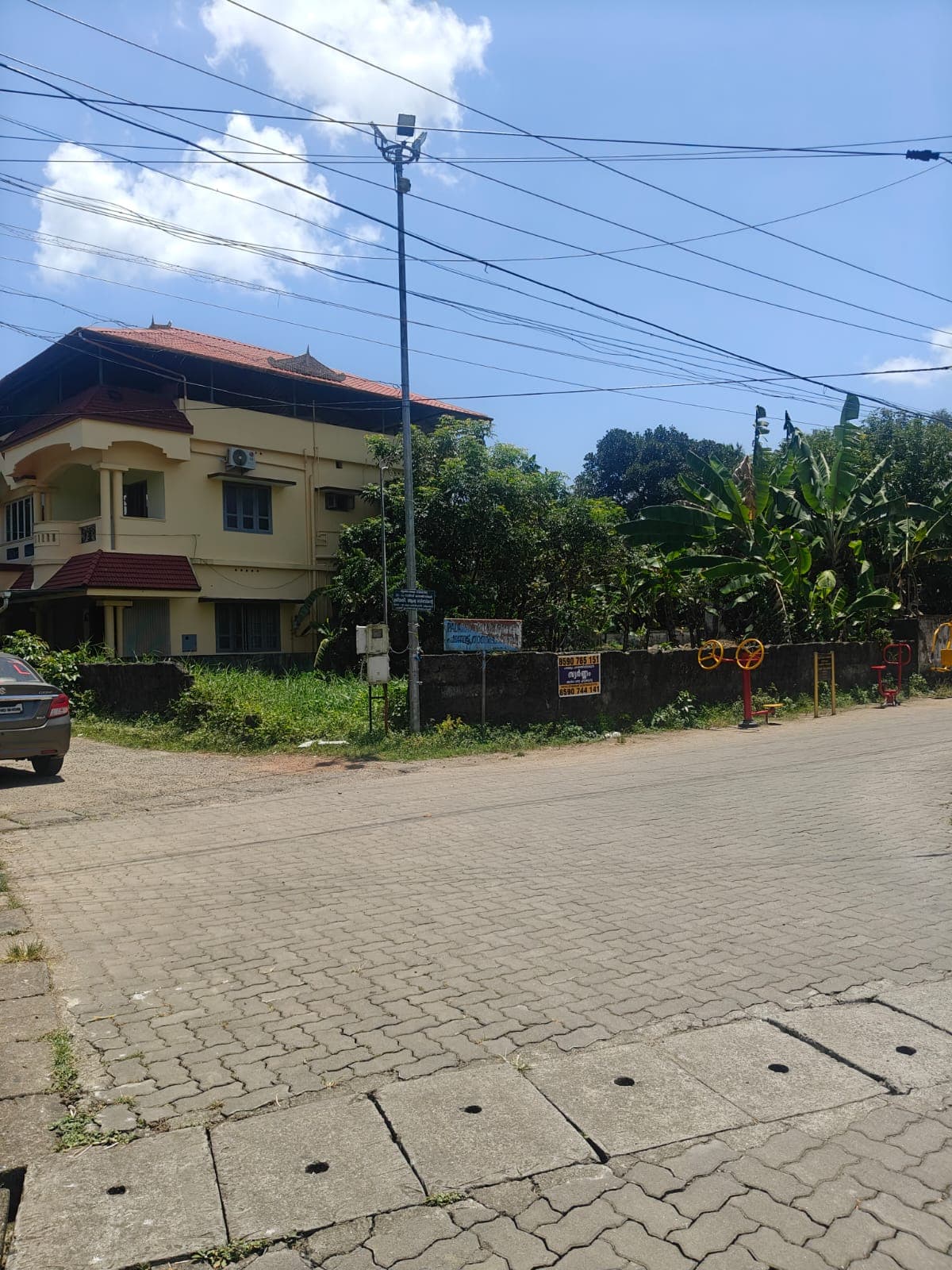 Padamughal Eastern Villa 4.5 Cent Land — Residential Land in Padamughal, Ernakulam